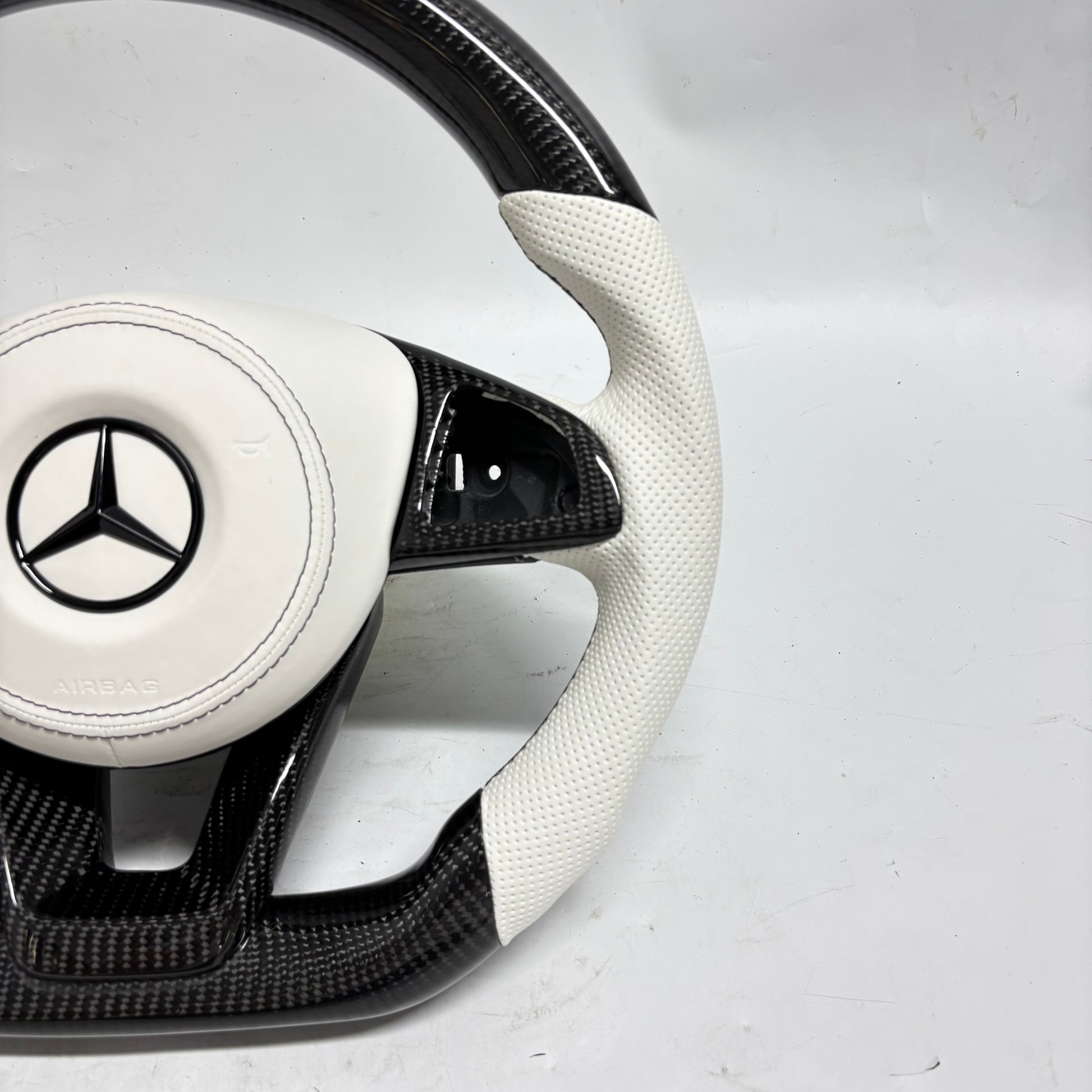 Custom Mercedes B-Class Steering Wheel — view 3