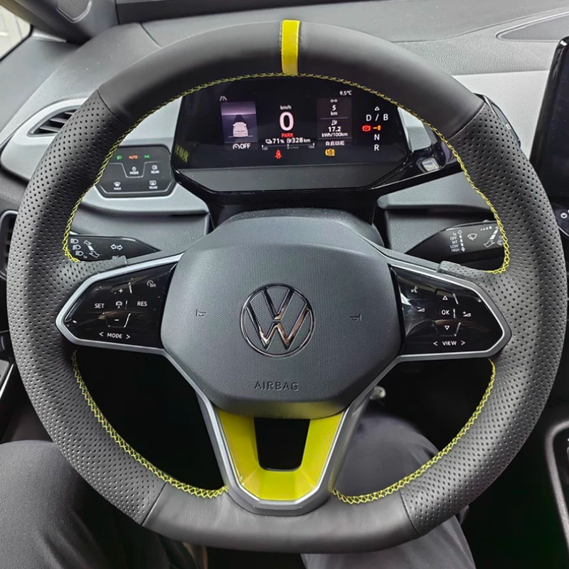 Custom VW Golf 8 R/GTI/GTE Steering Wheel — view 3